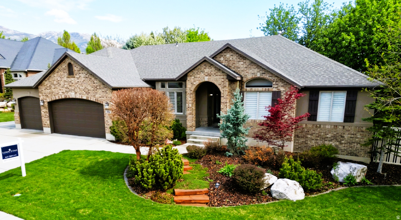 BOYNTON ESTATES - Residential