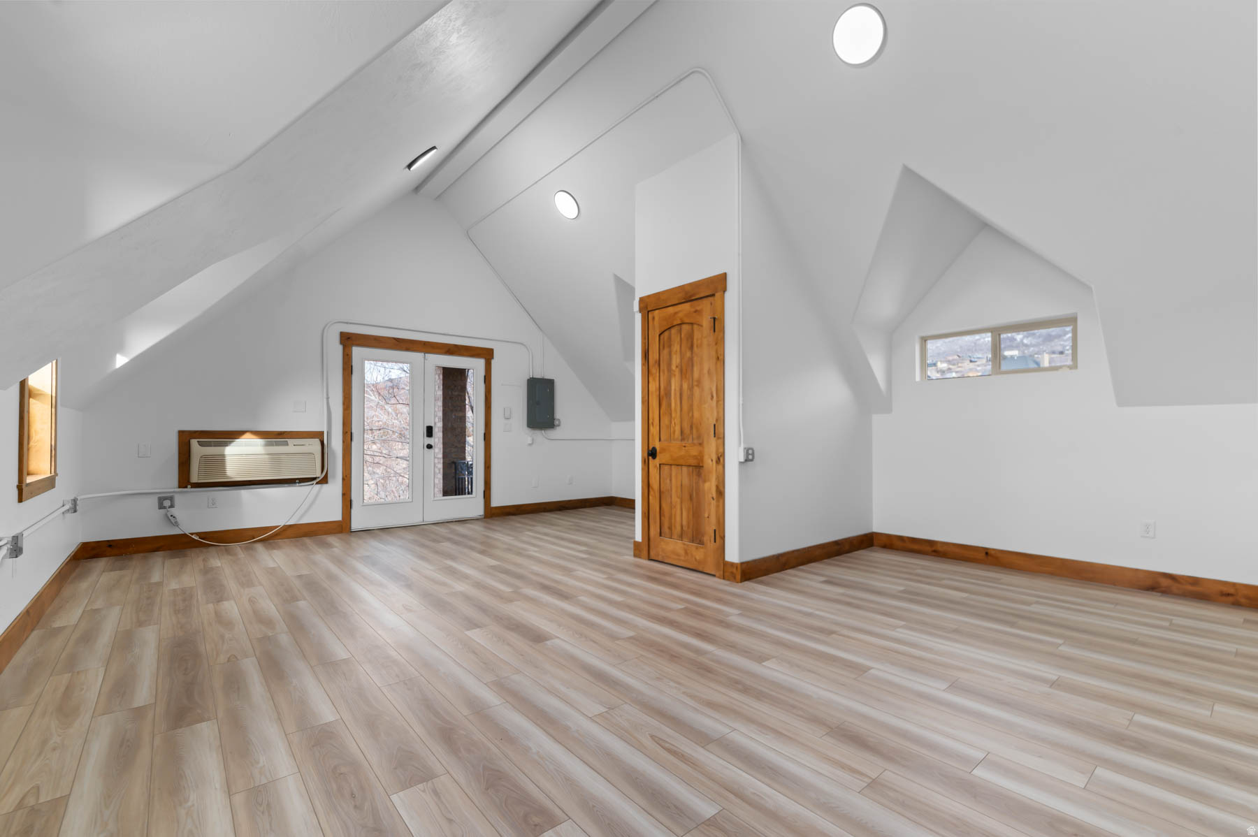 JOHN SIMMONS SUB - Residential