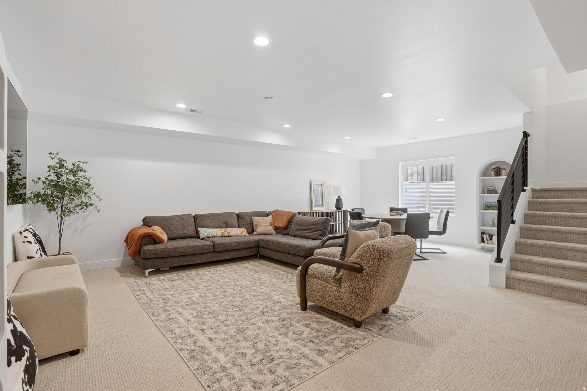 LAKEVIEW ESTATES - Residential