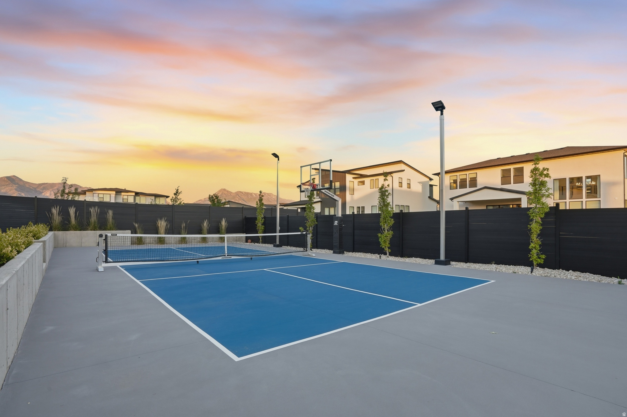 LAKEVIEW ESTATES - Residential