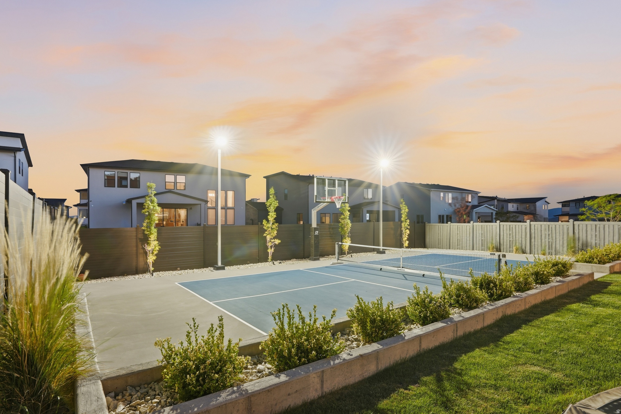 LAKEVIEW ESTATES - Residential