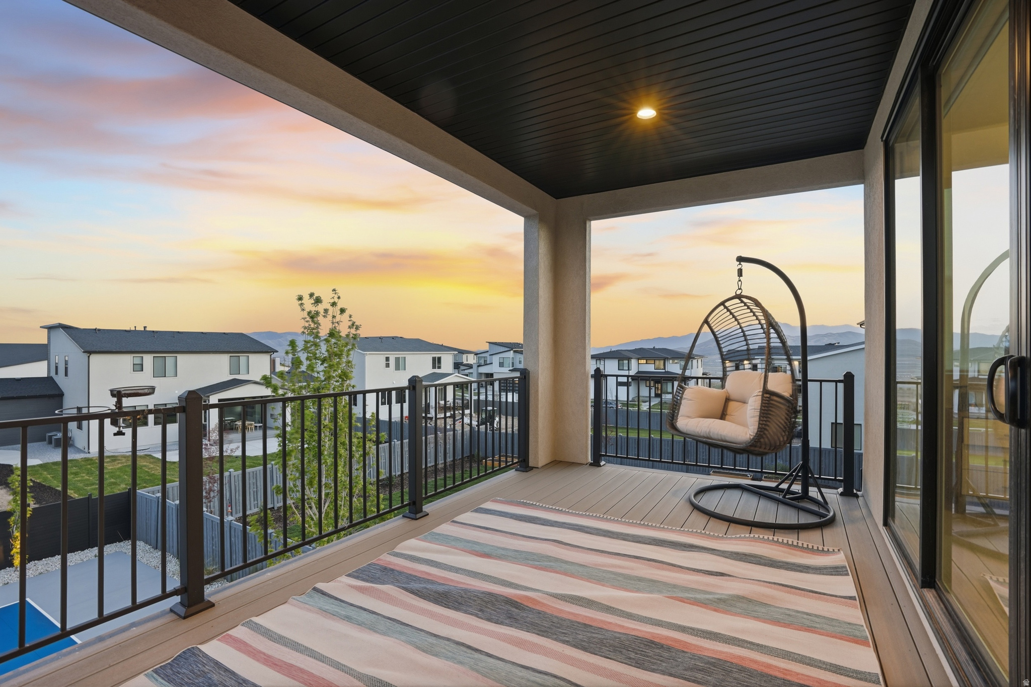 LAKEVIEW ESTATES - Residential