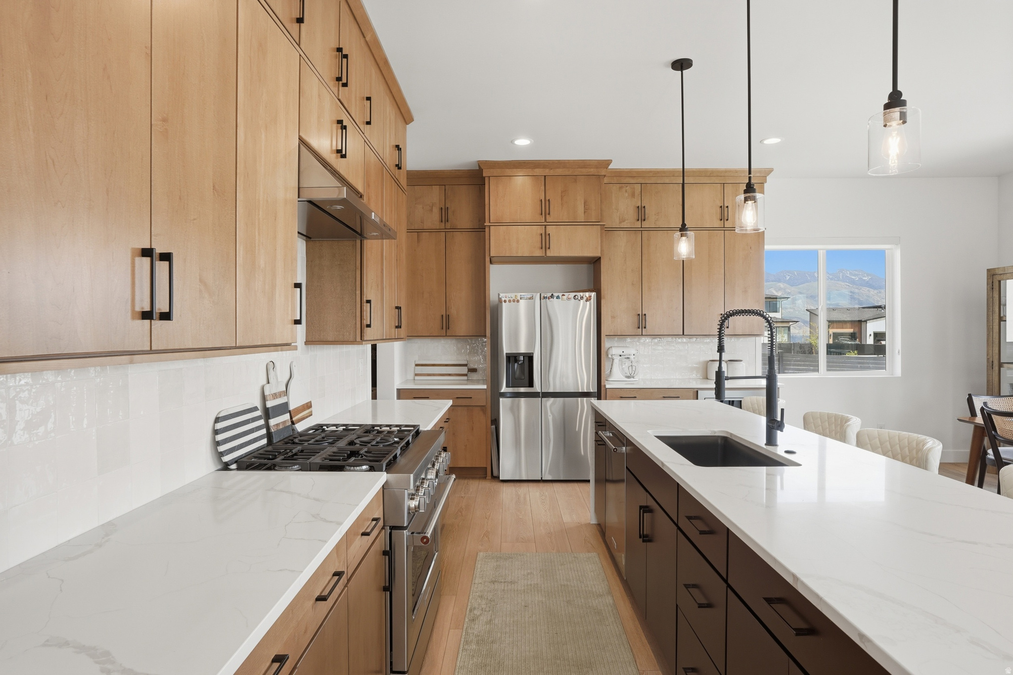 LAKEVIEW ESTATES - Residential