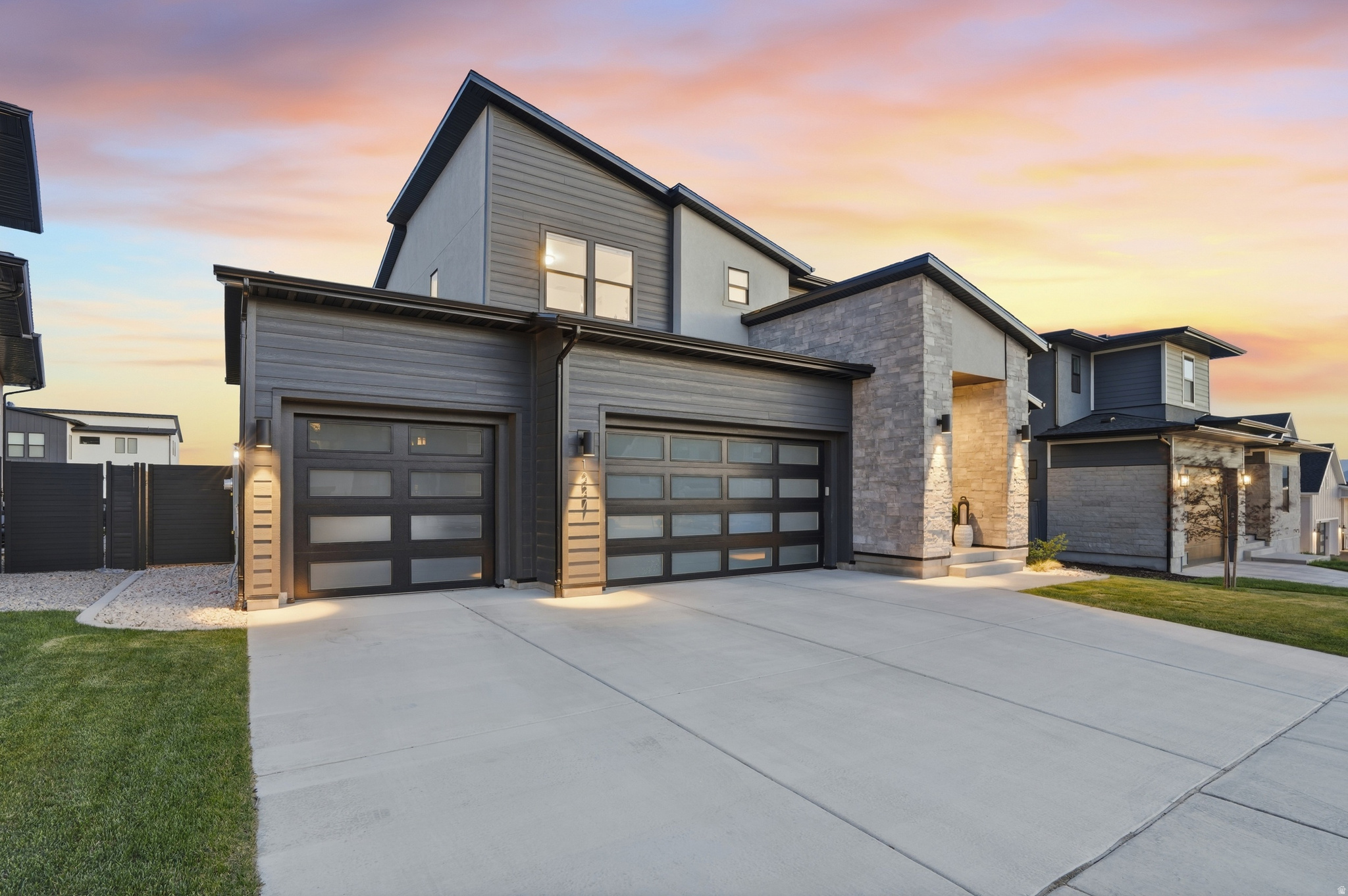 LAKEVIEW ESTATES - Residential