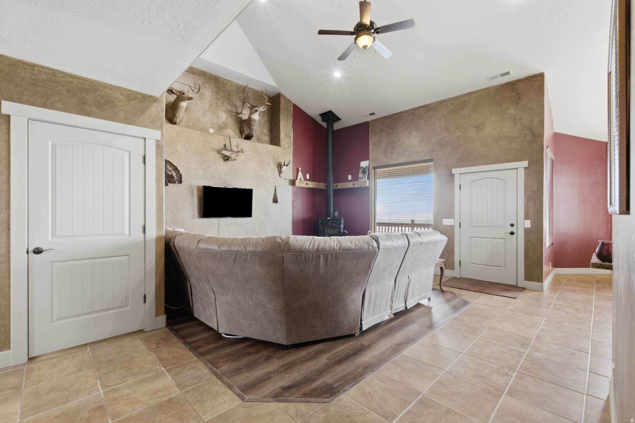 SOUTH RIM - Residential