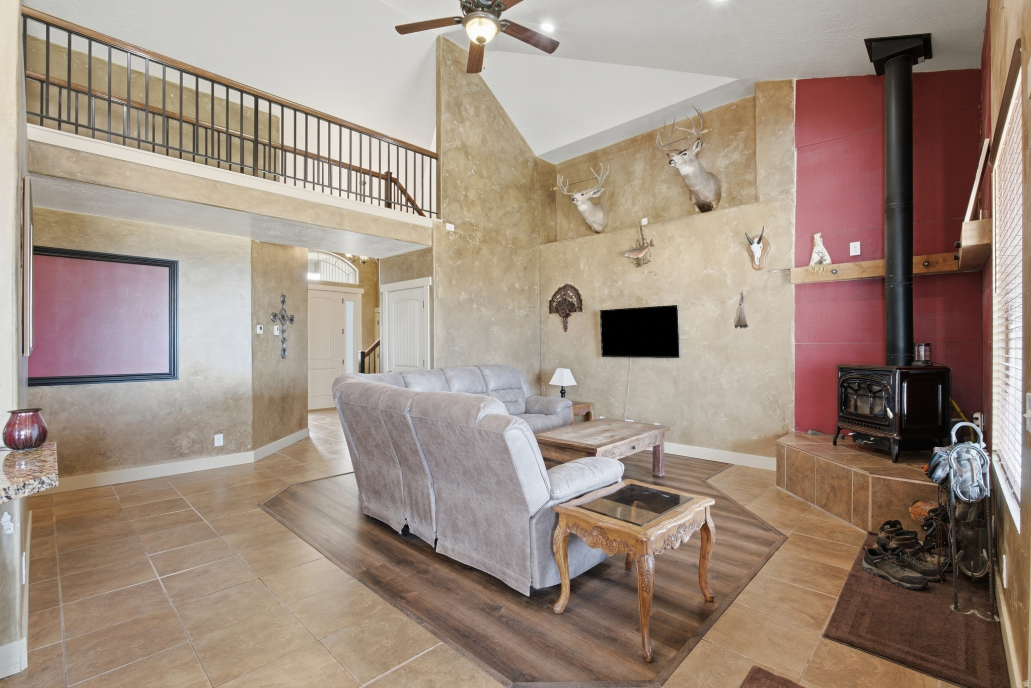 SOUTH RIM - Residential