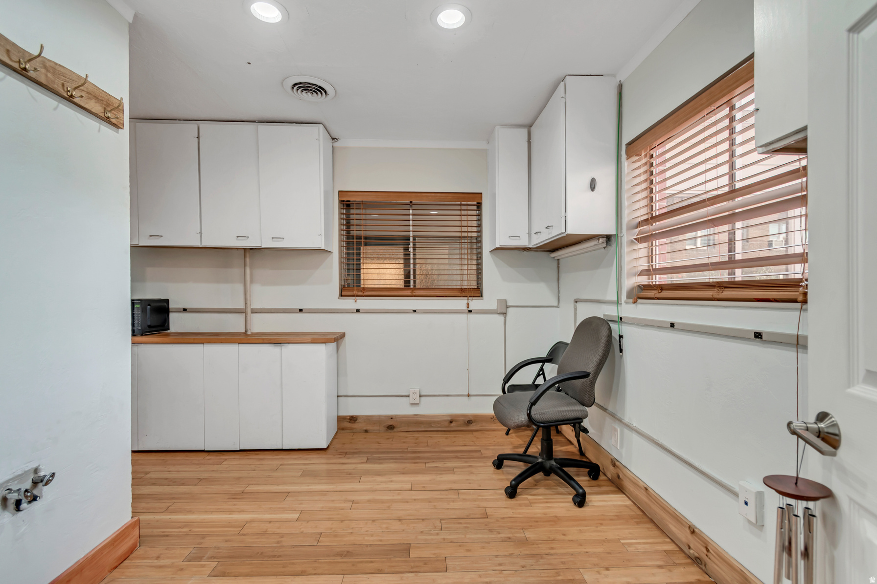 MEDICAL-DENT - Commercial Sale