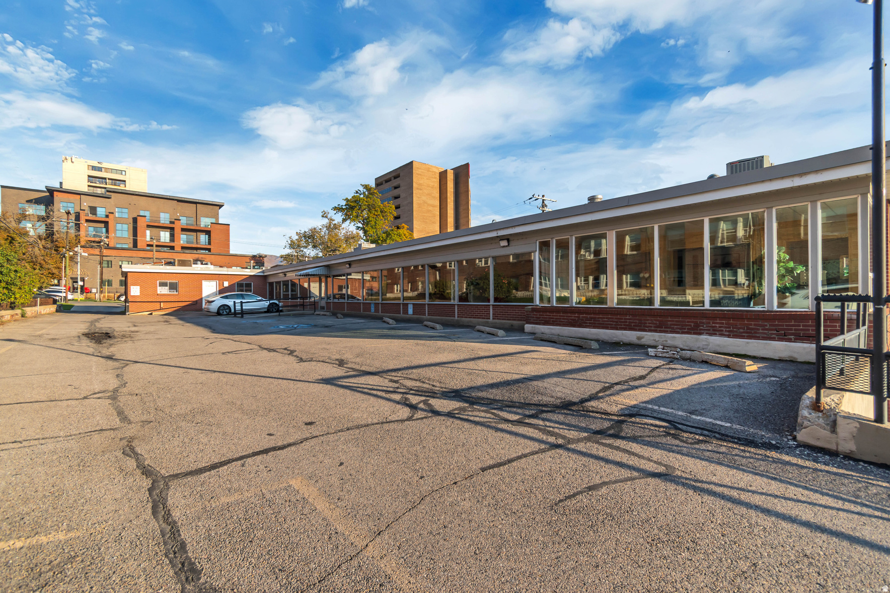 MEDICAL-DENT - Commercial Sale