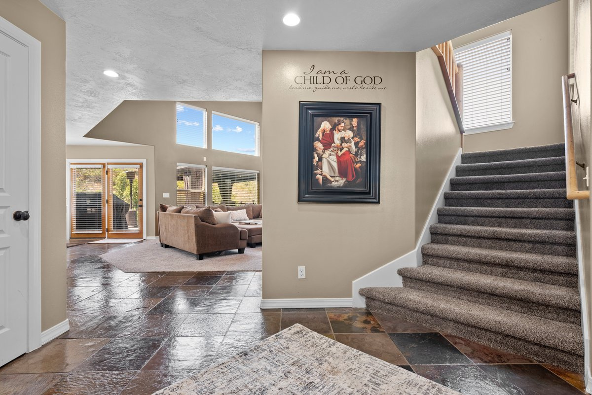 HILLSIDE HEIGHTS - Residential