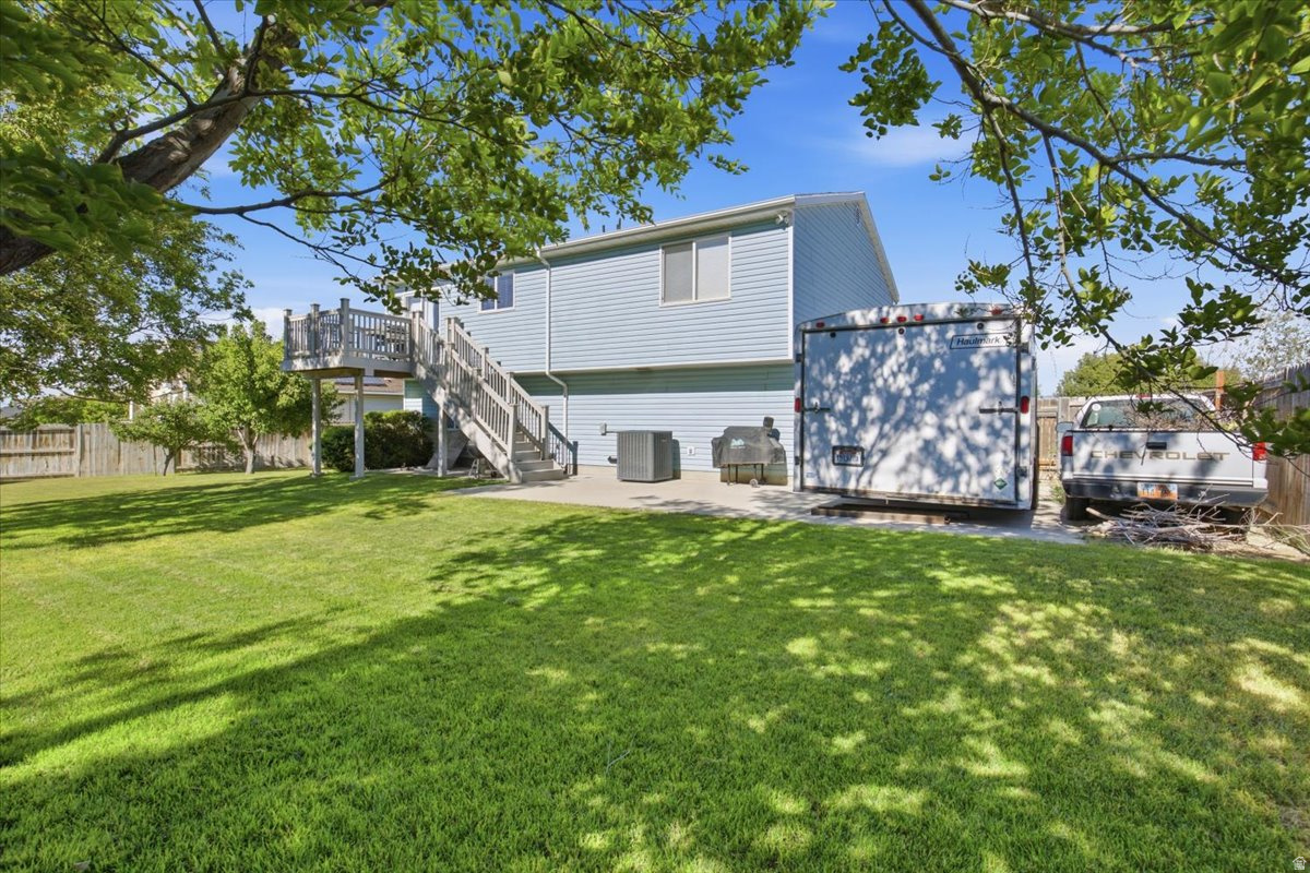 EVERGREEN FARMS - Residential