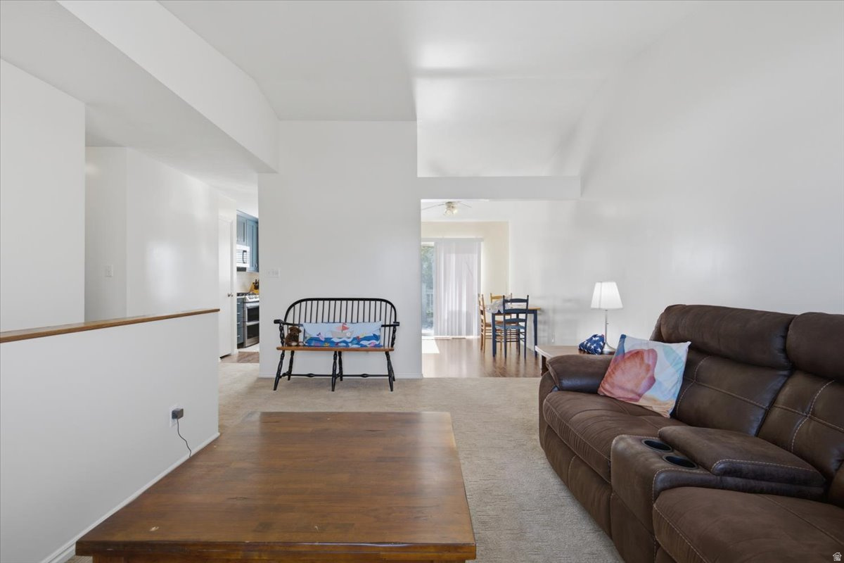 EVERGREEN FARMS - Residential