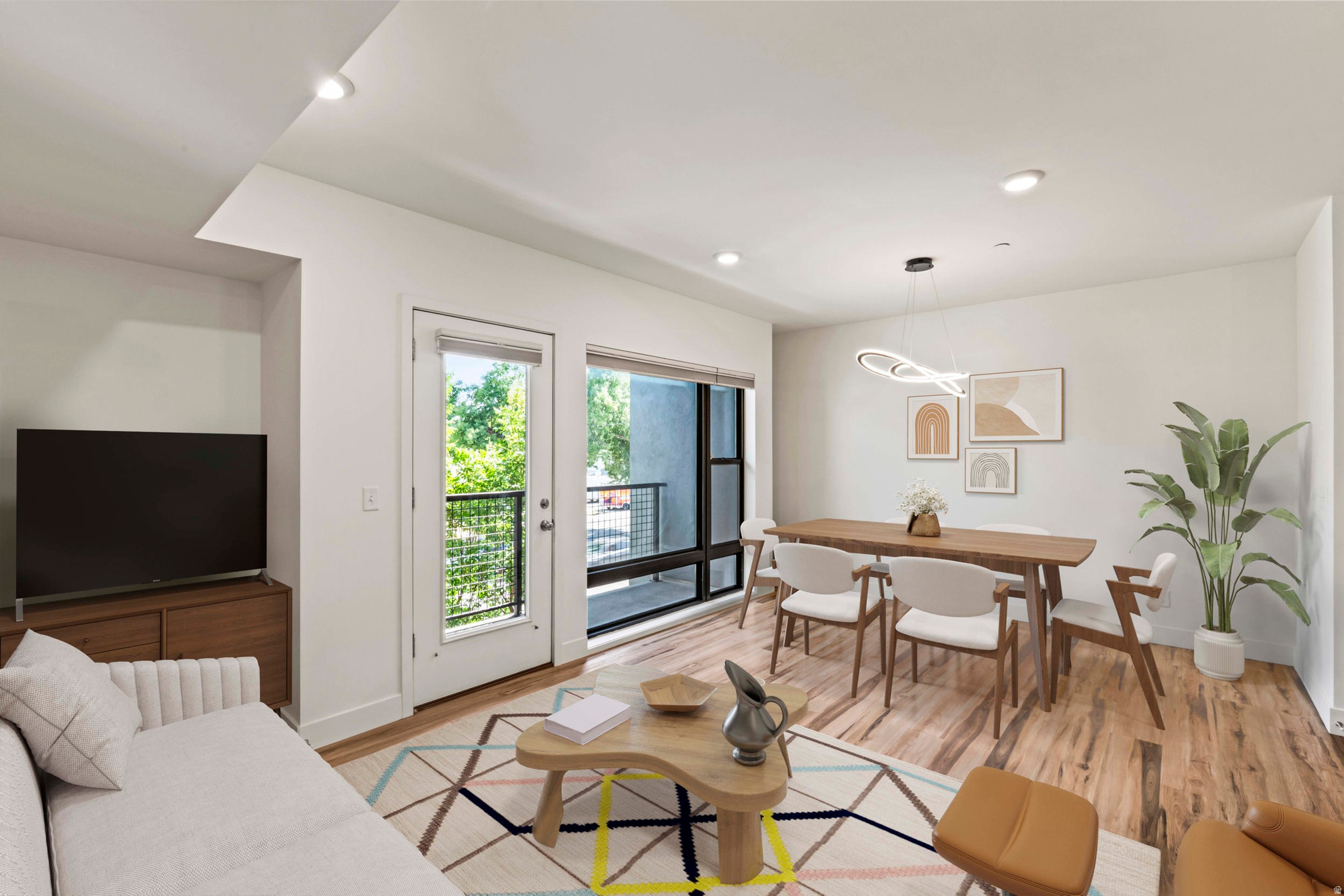 ROW17 - Residential