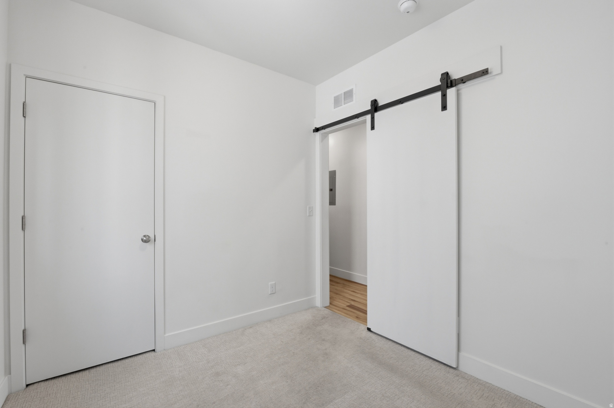 ROW17 - Residential