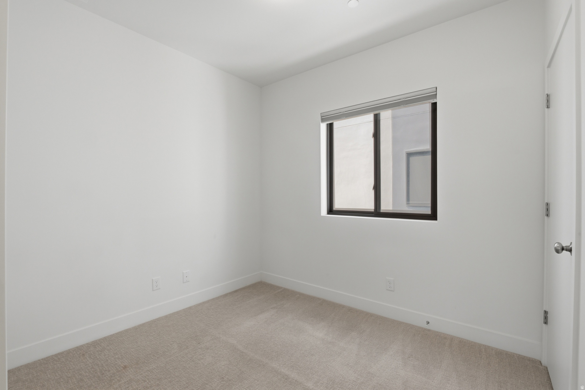 ROW17 - Residential