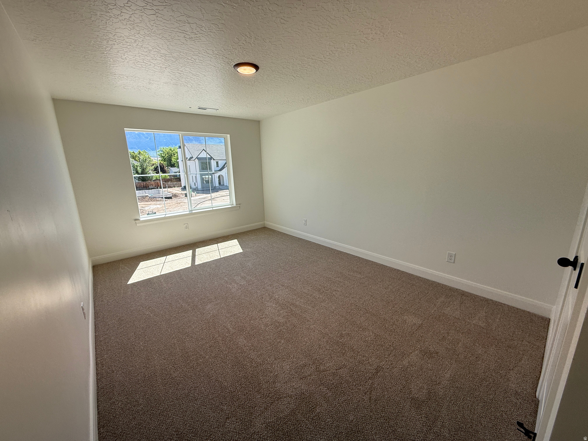 BELMONT WEST - Residential