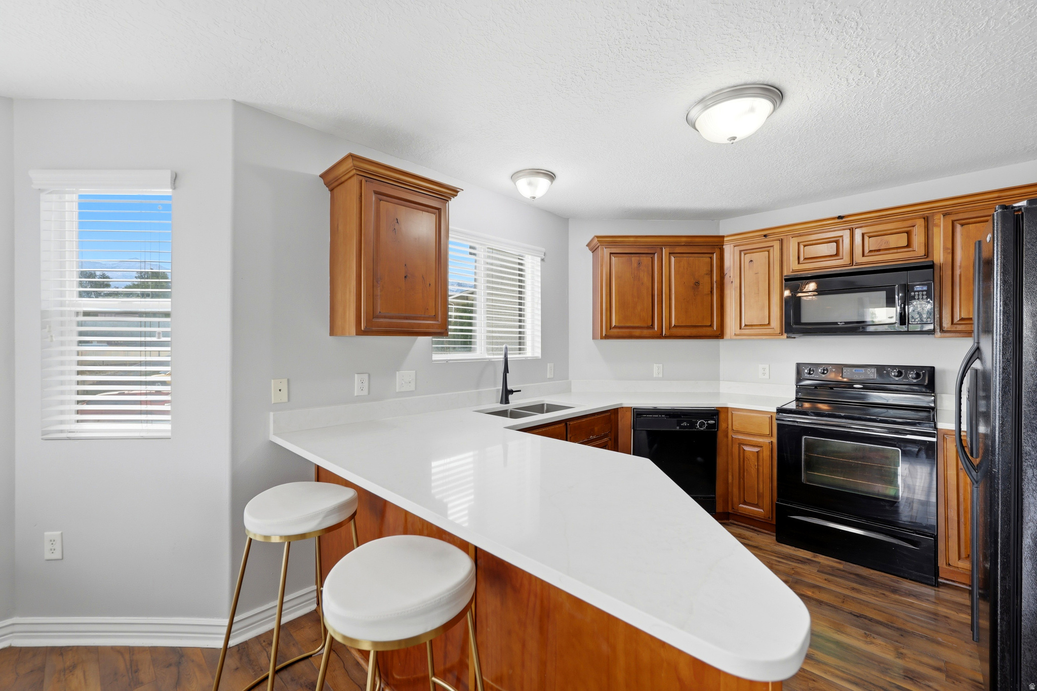 EAST TOWN VILLAGE PH 2 - Residential