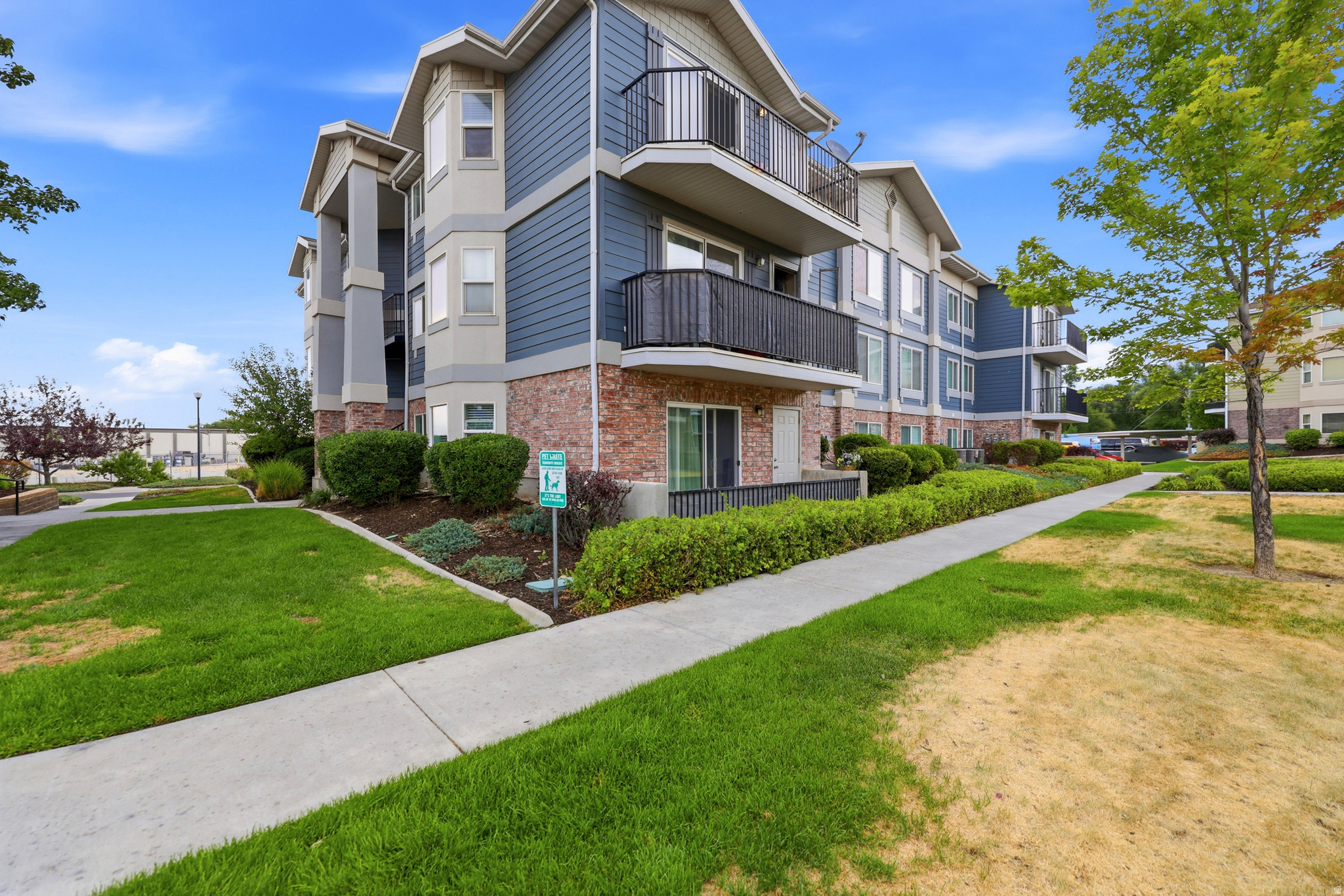 EAST TOWN VILLAGE PH 2 - Residential