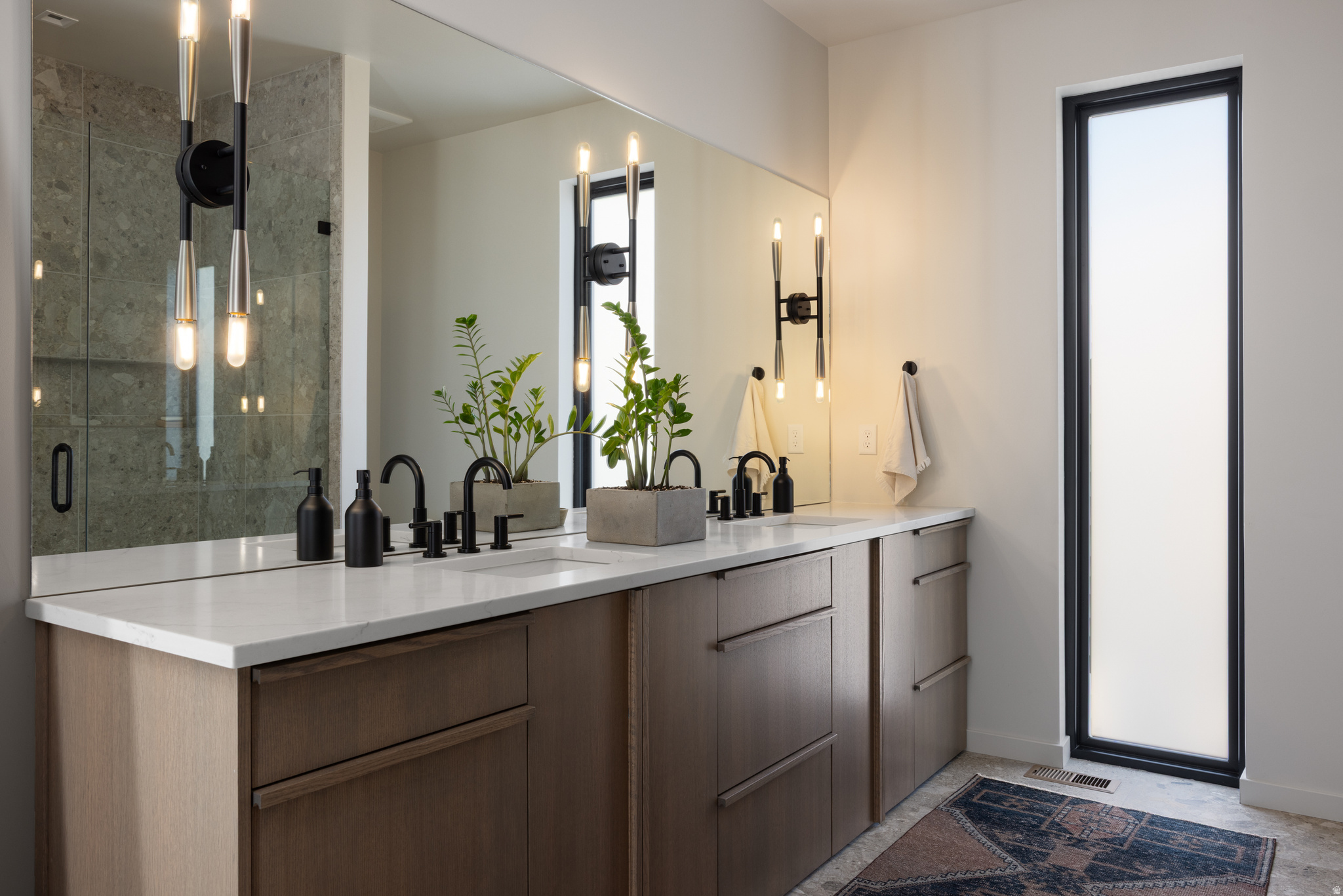 QUAIL CANYON - Residential