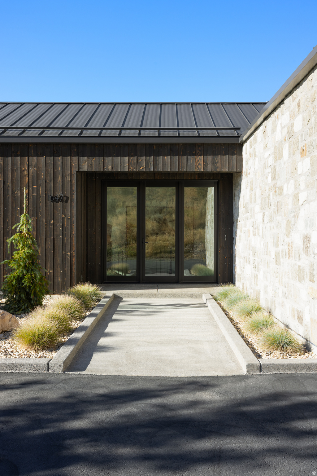 QUAIL CANYON - Residential