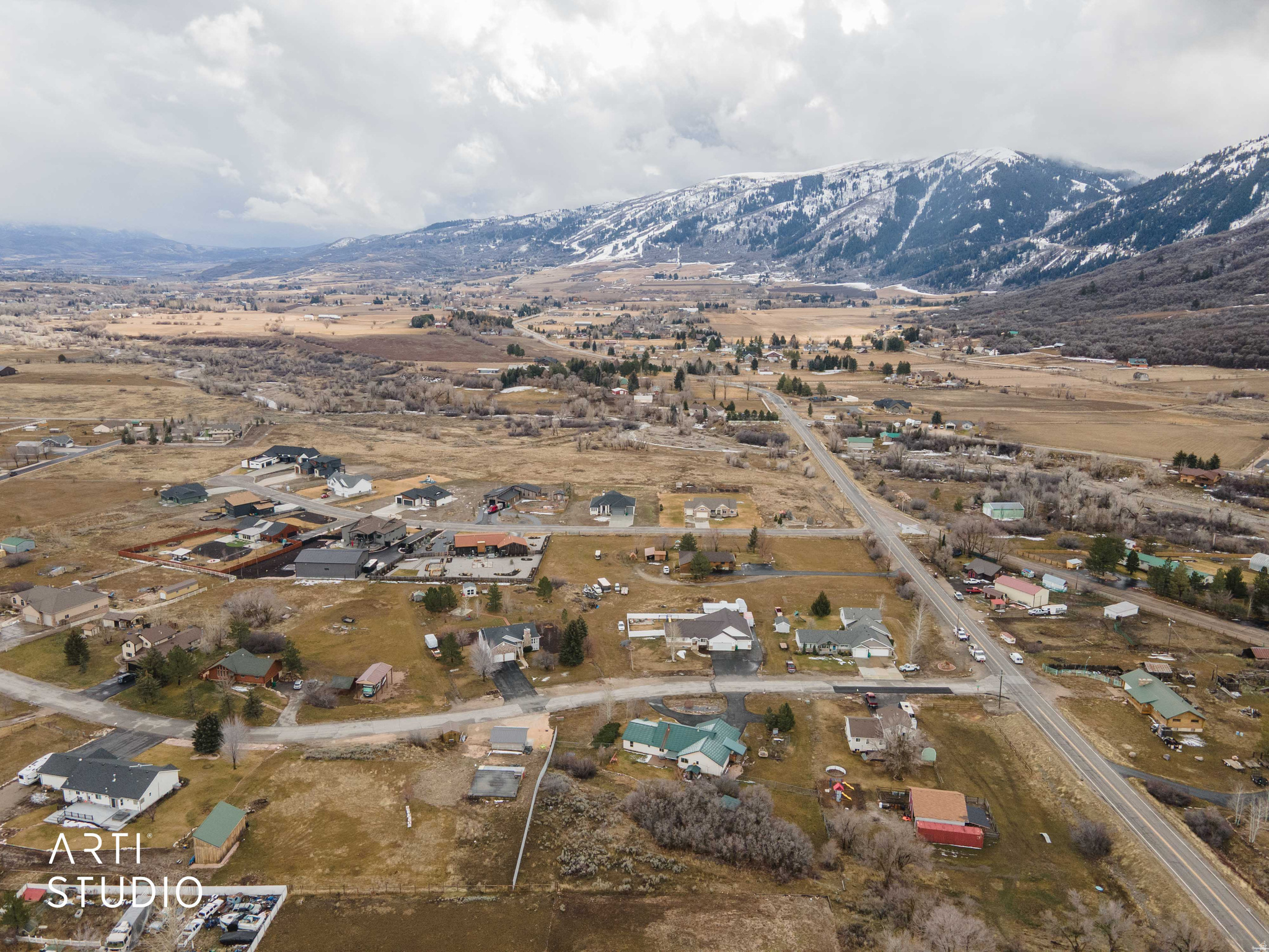 WILLOW CREEK - Residential