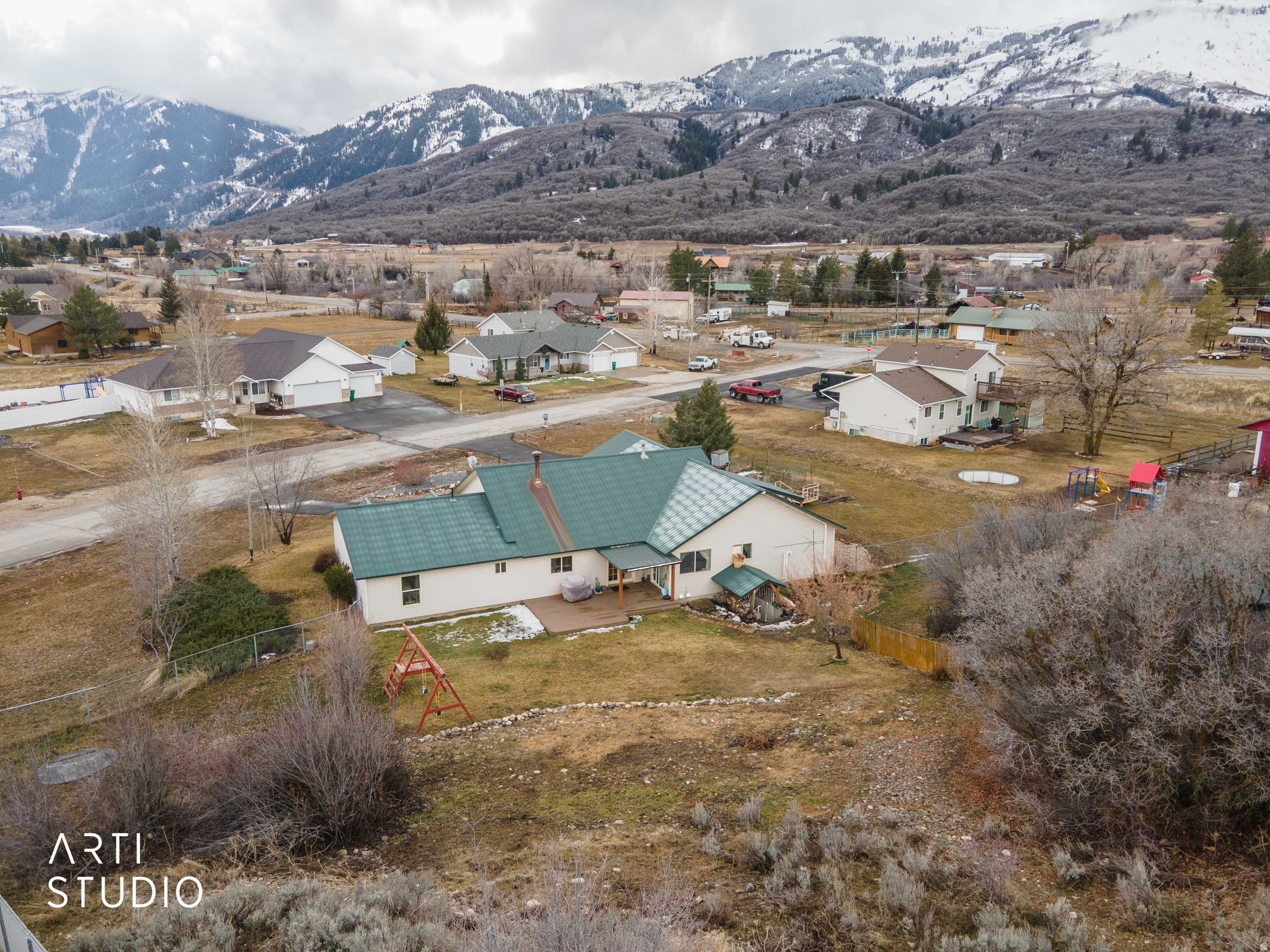 WILLOW CREEK - Residential