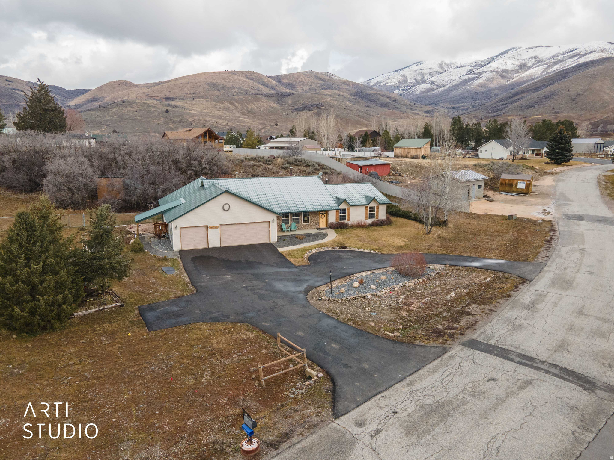 WILLOW CREEK - Residential
