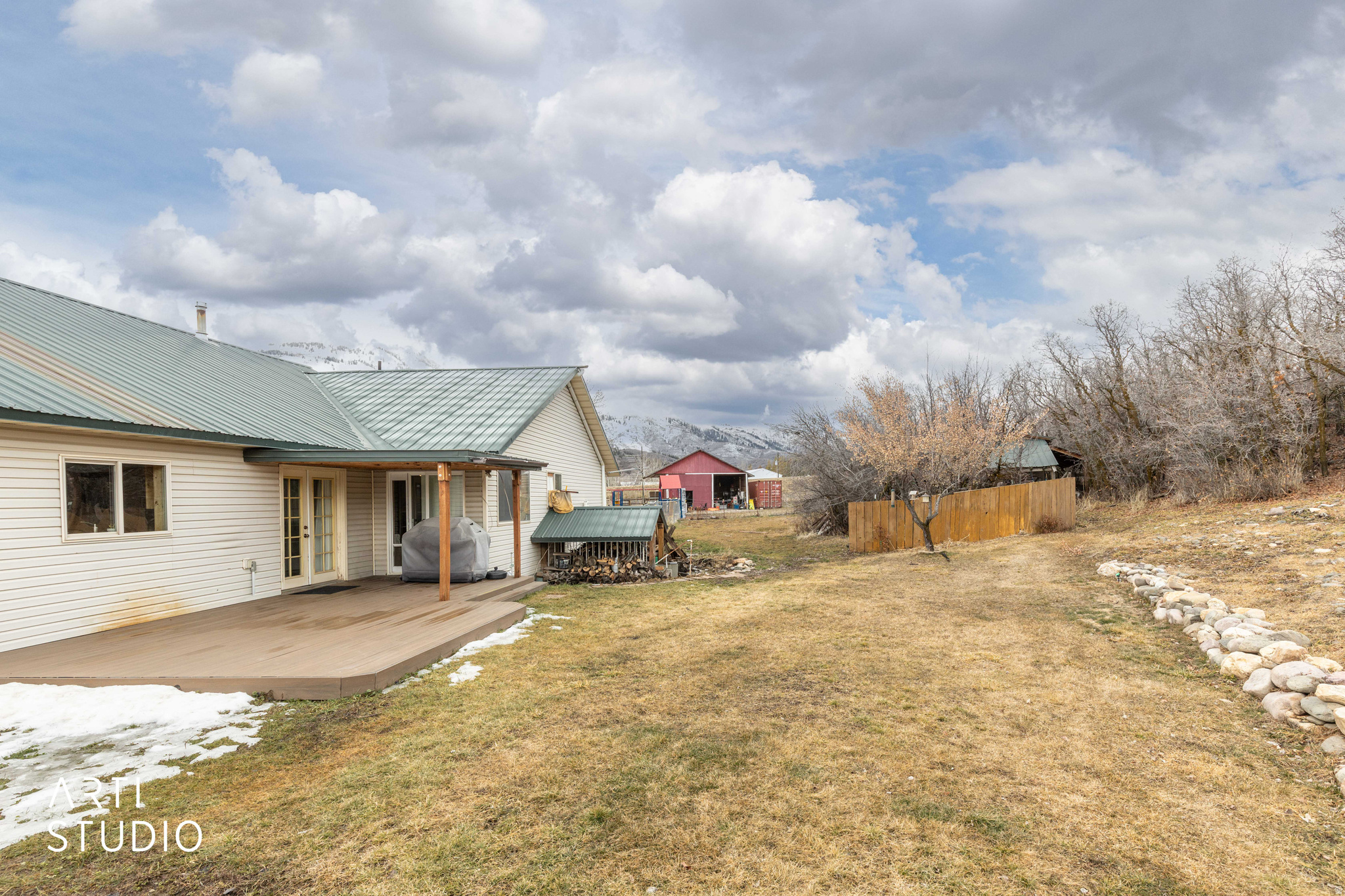 WILLOW CREEK - Residential