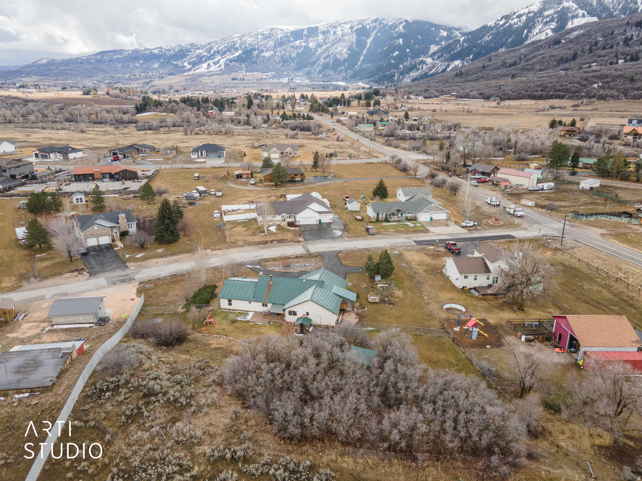 WILLOW CREEK - Residential