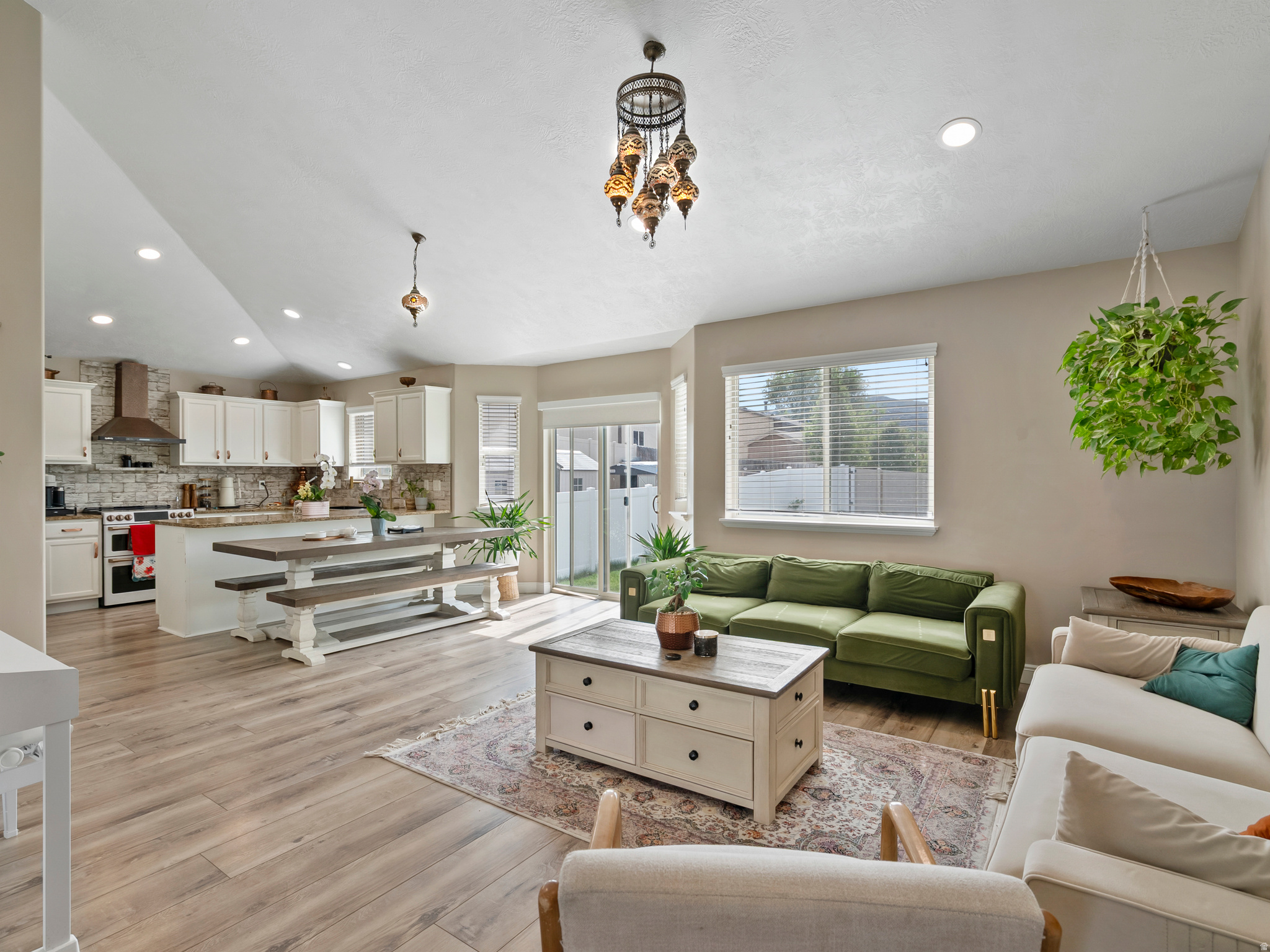 VALLEY VIEW ESTATES - Residential