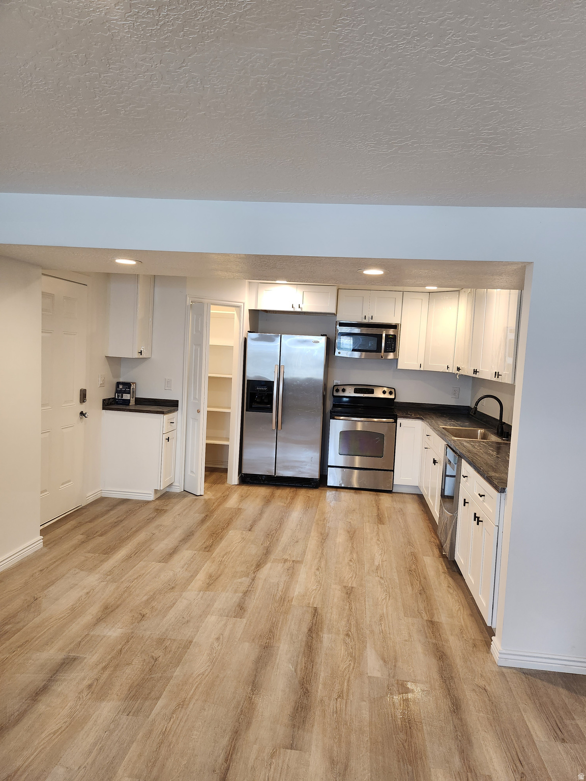 VALLEY VIEW ESTATES - Residential
