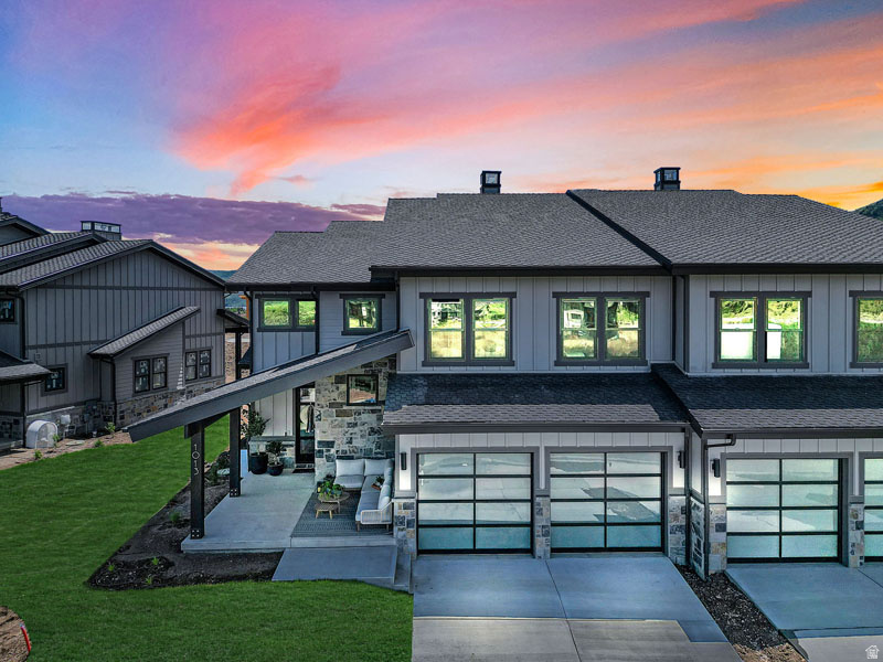 MAYFLOWER LAKESIDE - Residential