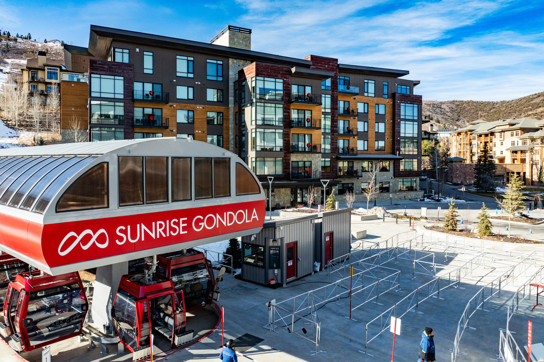 LIFT CONDOS - Residential