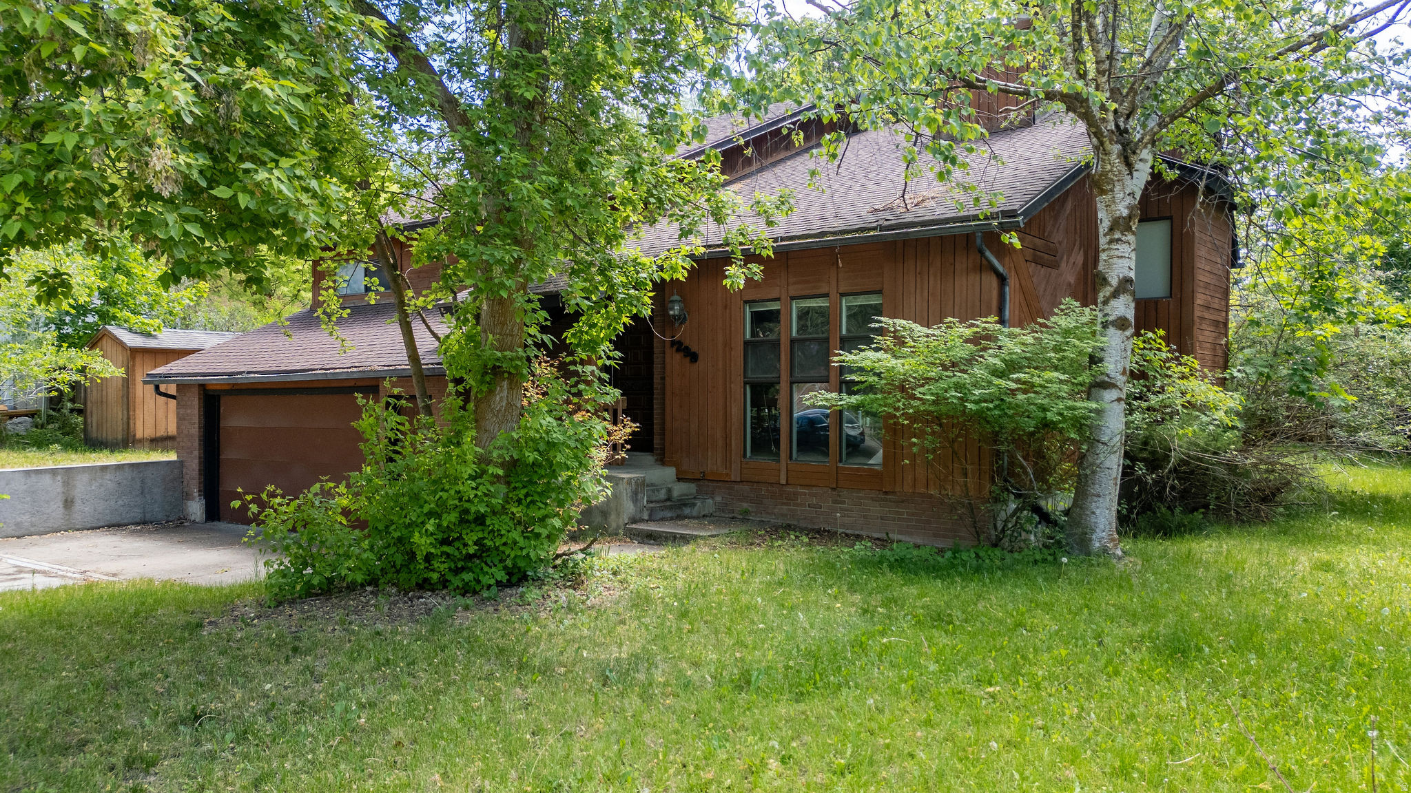 MOUNT LOGAN - Residential
