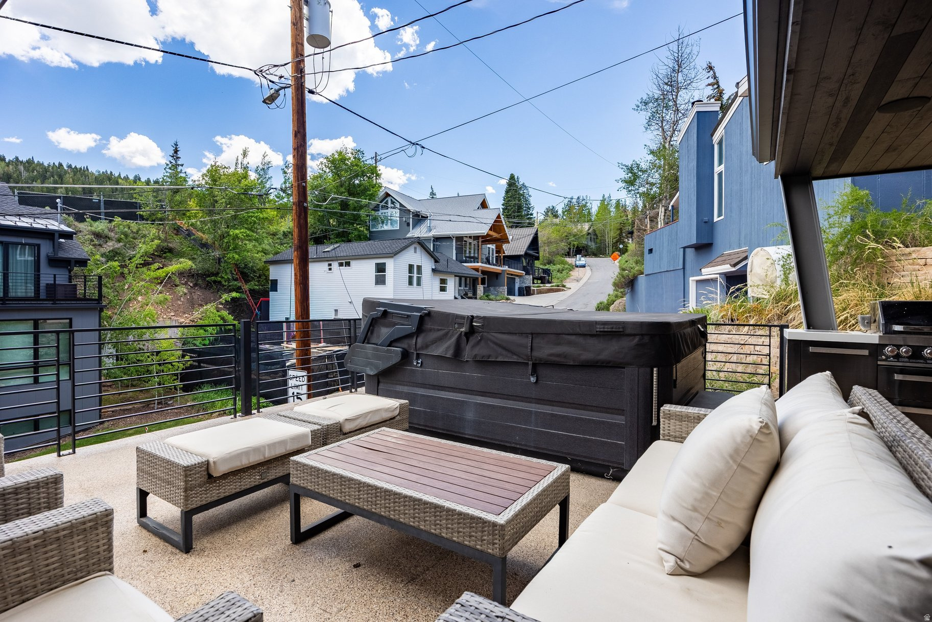 KING ROAD REPLAT SUB - Residential