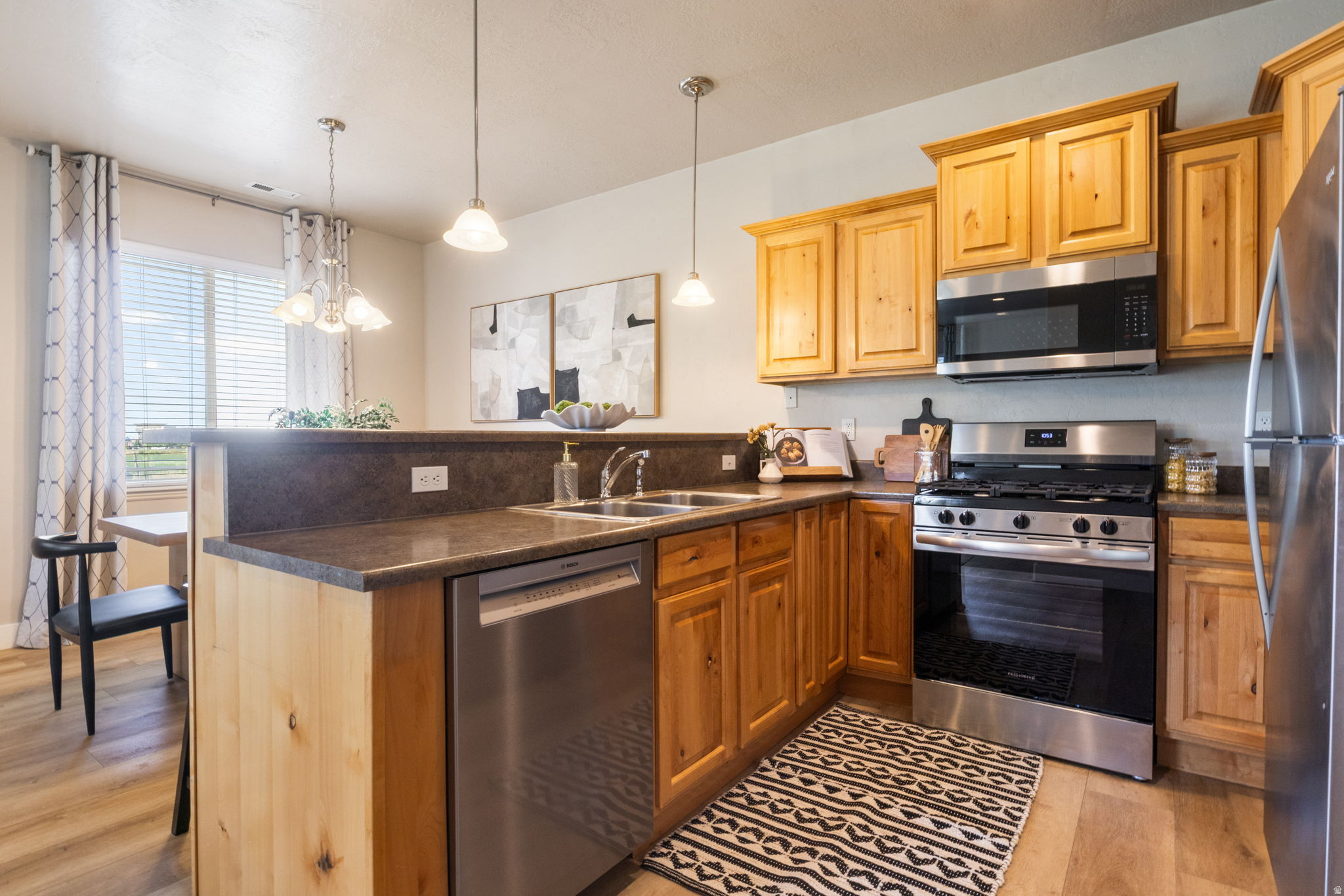 ROCKWELL - Residential