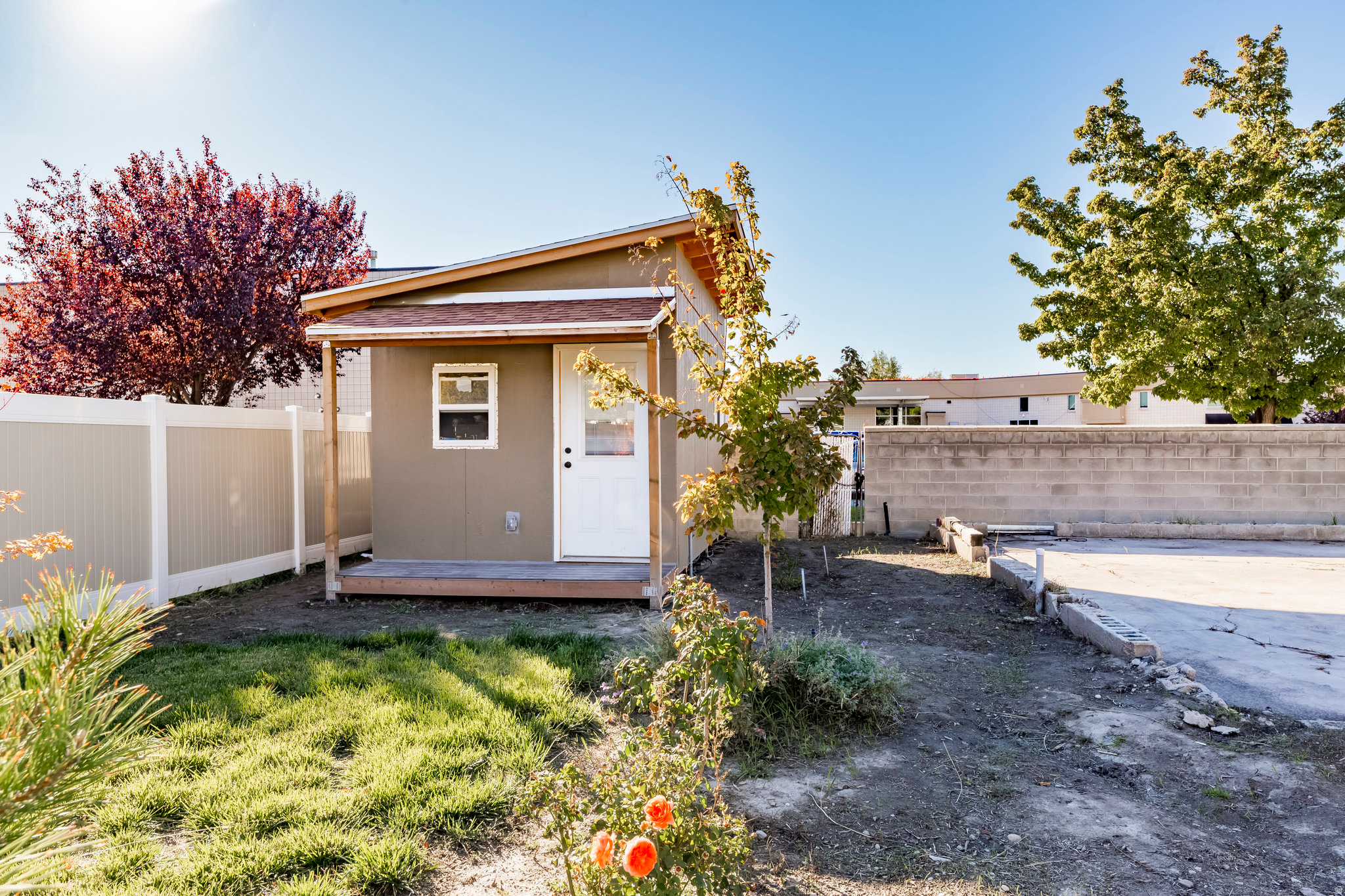 VILLAGE GARDENS - Residential