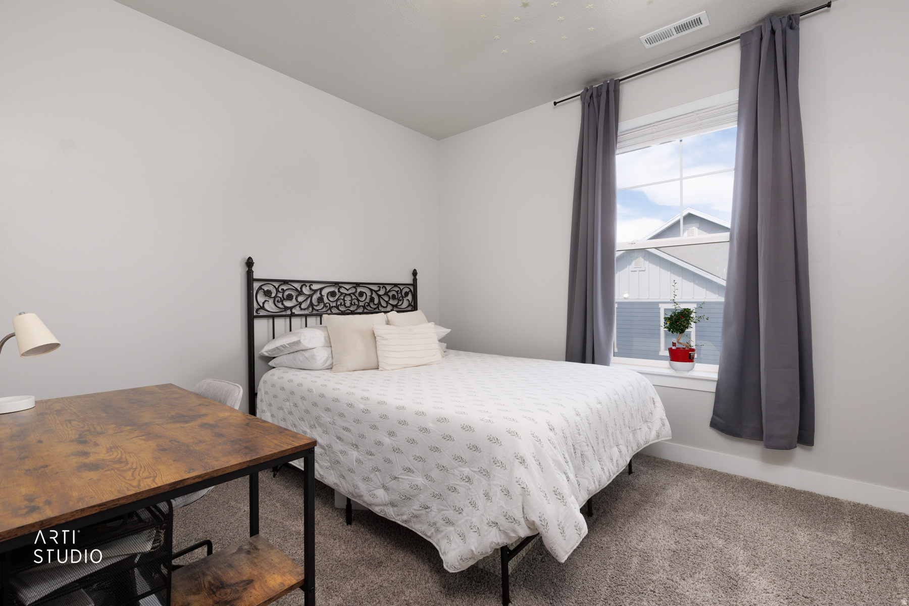 SADDLEBROOK - Residential