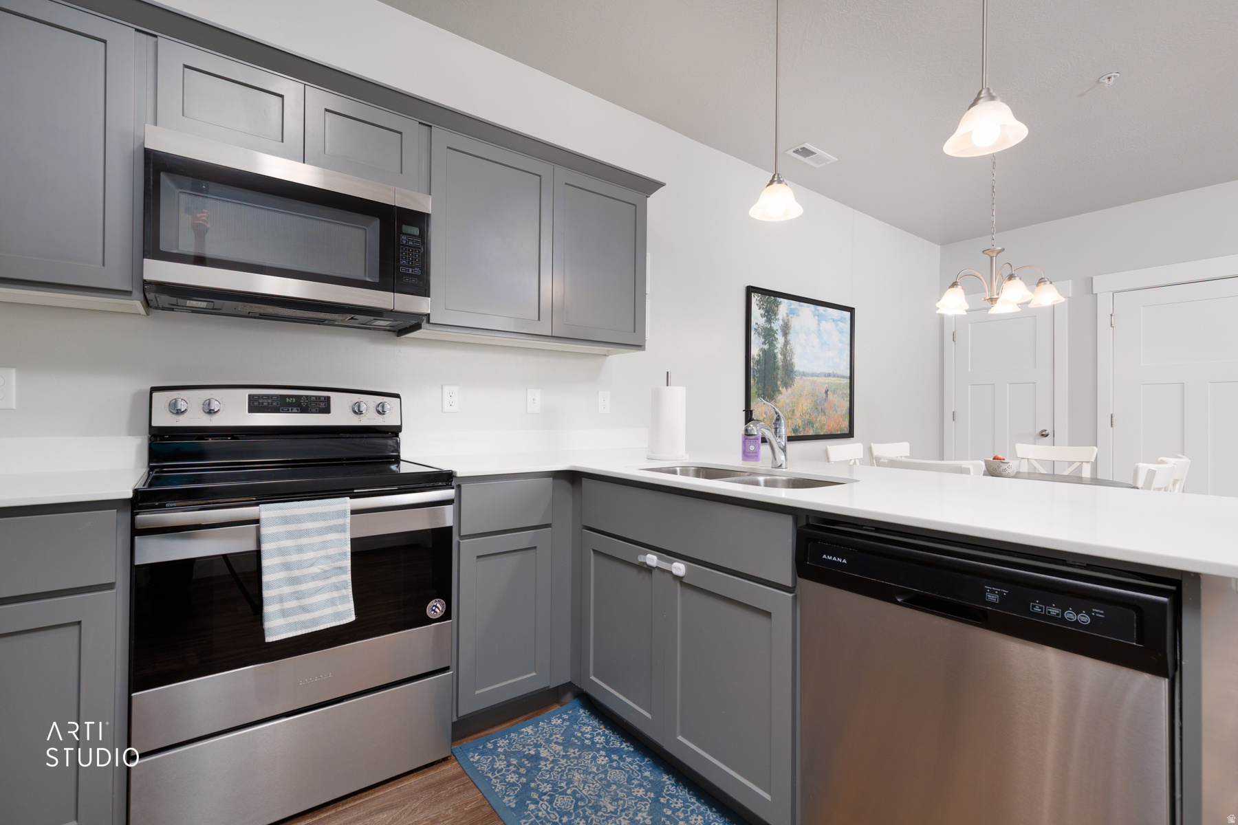 SADDLEBROOK - Residential