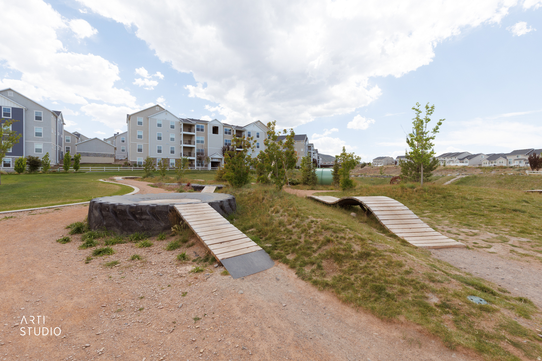SADDLEBROOK - Residential