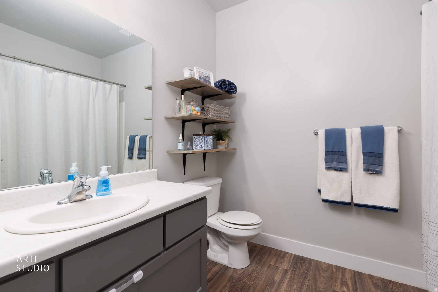 SADDLEBROOK - Residential