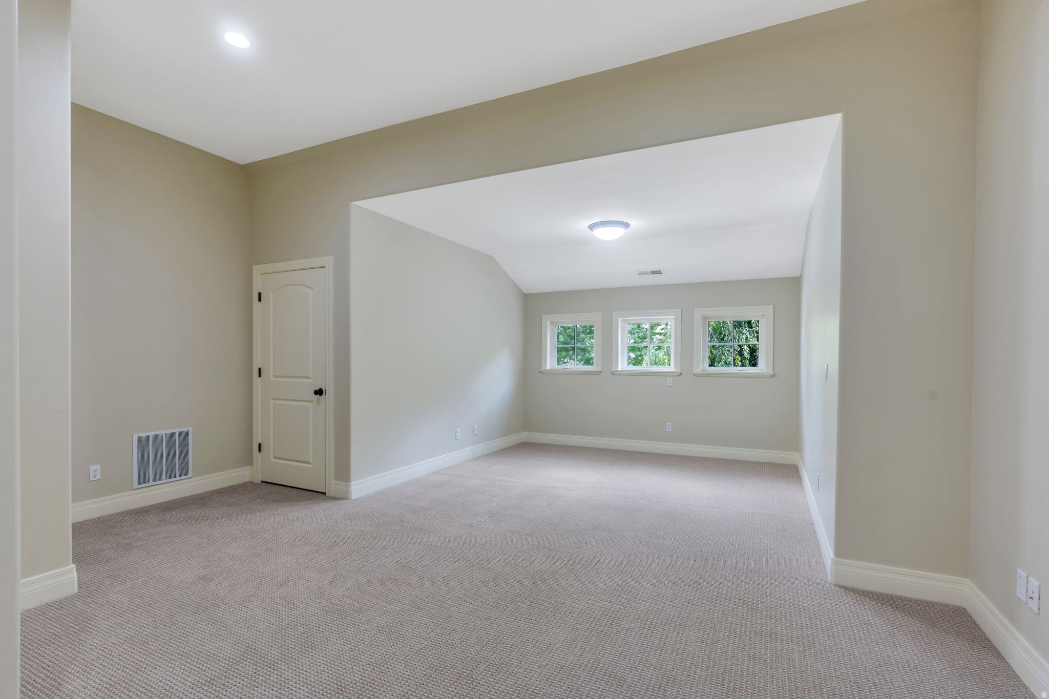 APPLEWOOD - Residential