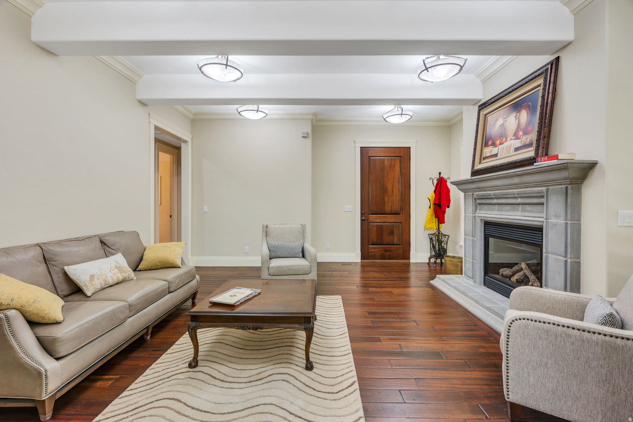 APPLEWOOD - Residential