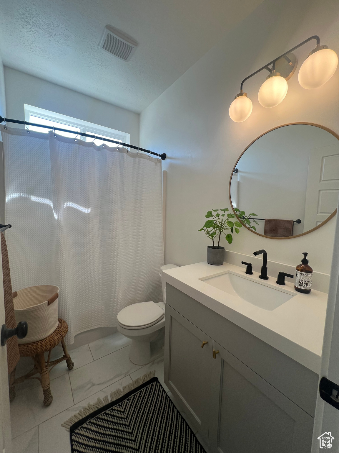EAGLE SUMMIT PHASE 2 - Residential