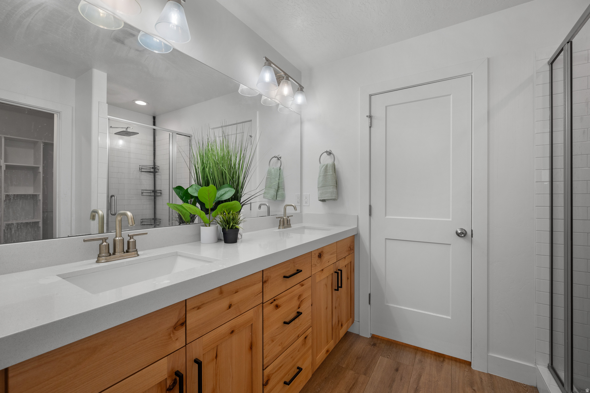 ROBERTS ROOST - Residential