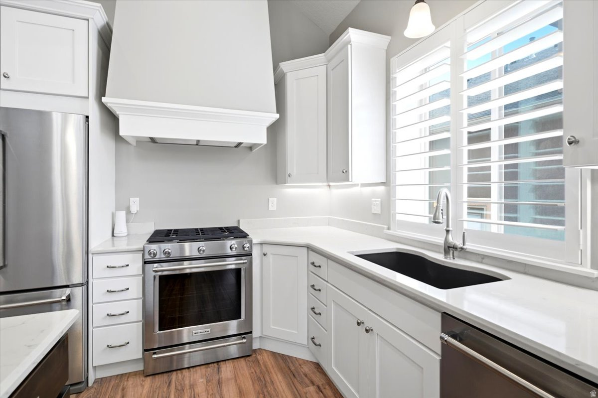 EDGEWOOD ESTATES - Residential