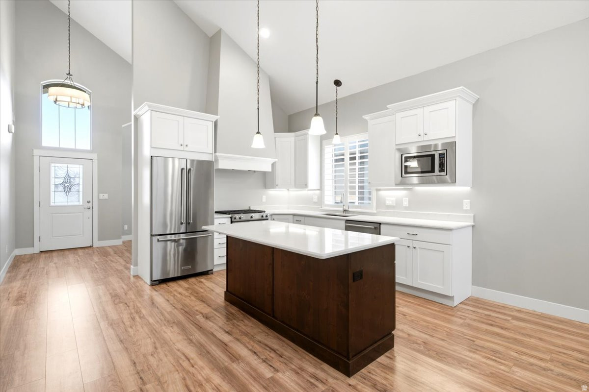EDGEWOOD ESTATES - Residential