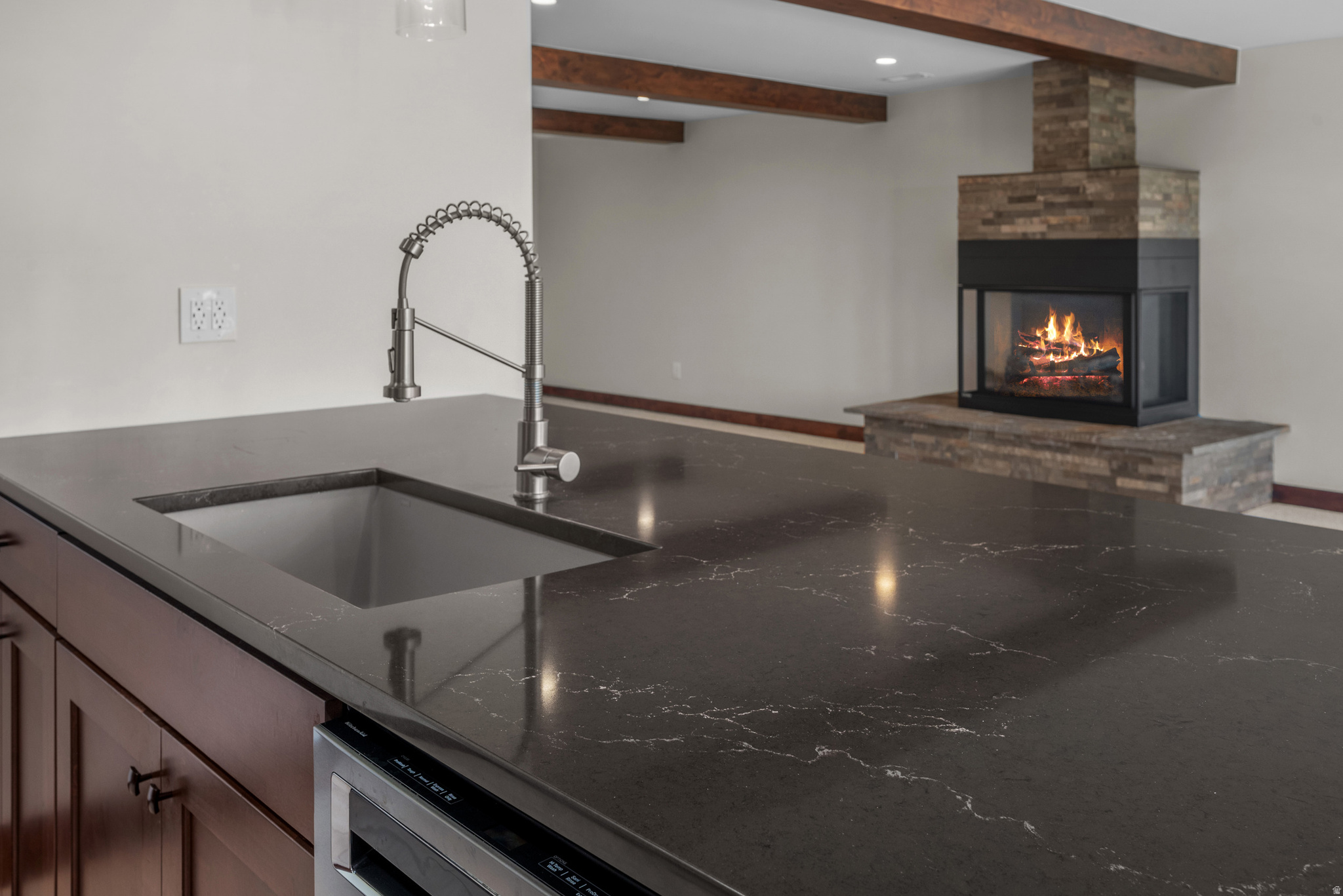 ALPINE COVE - Residential