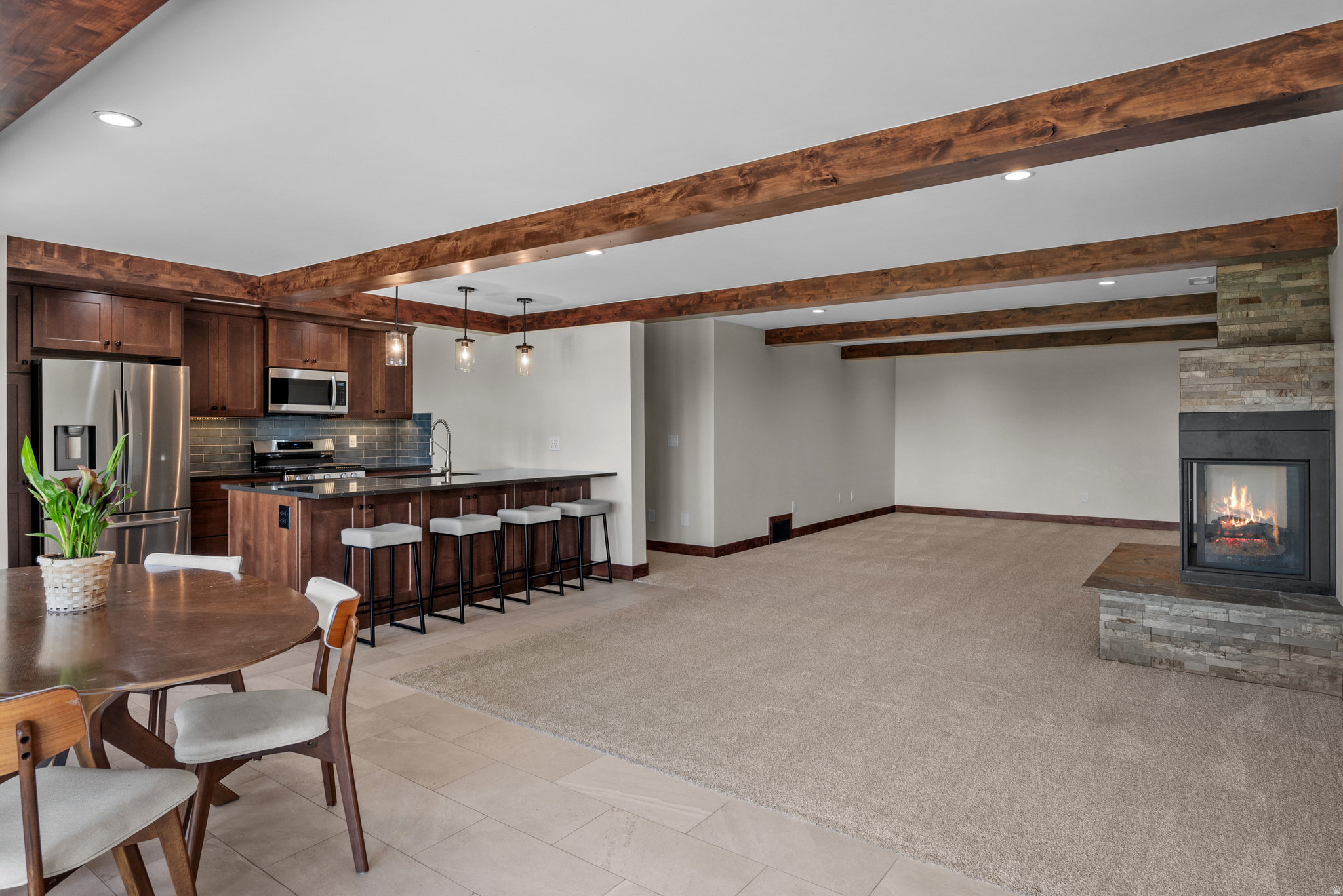 ALPINE COVE - Residential