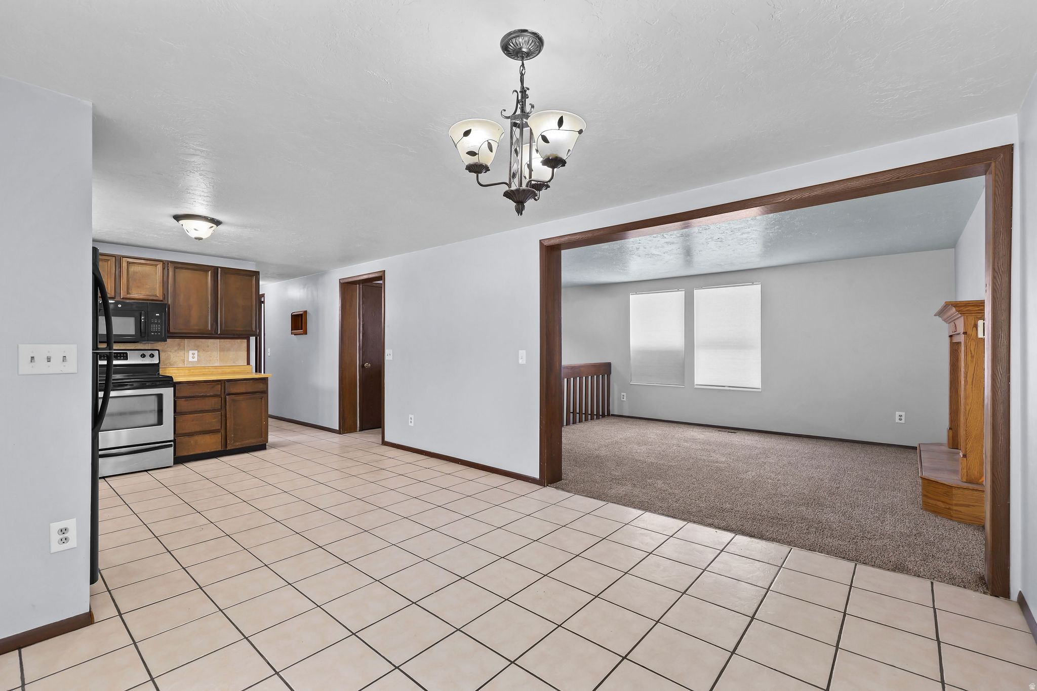MOUNTAIN ROAD ESTATE - Residential