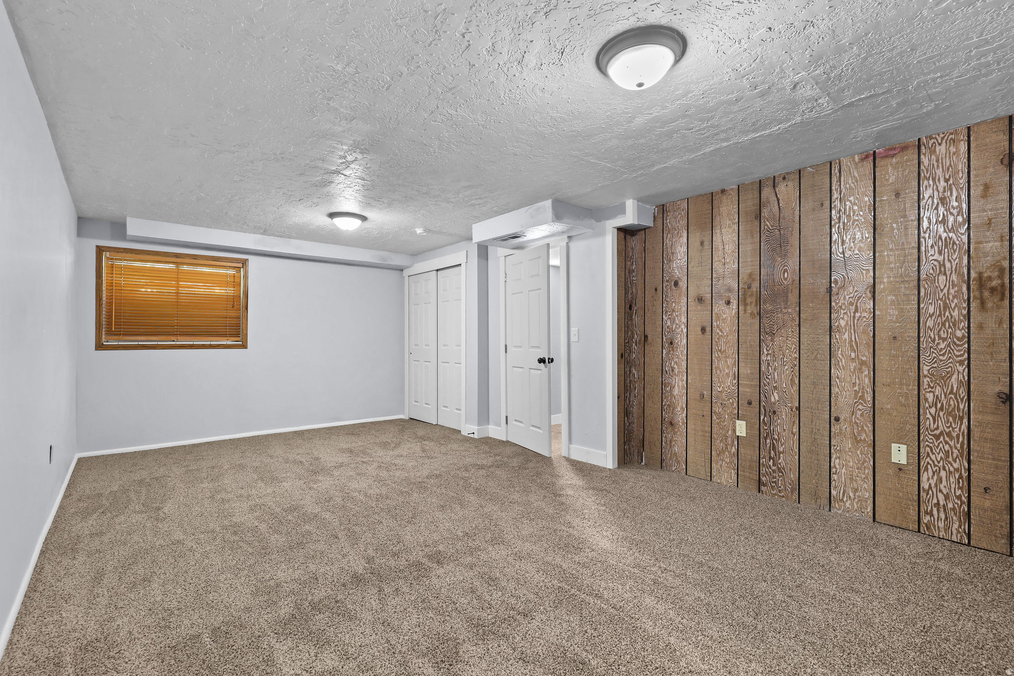 MOUNTAIN ROAD ESTATE - Residential